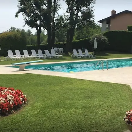 Holiday home Parks & Lakes